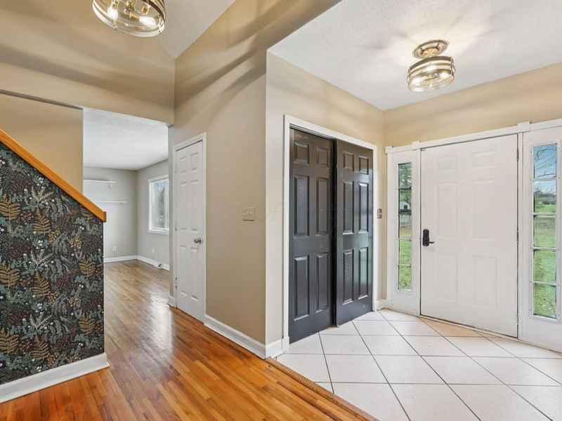 749 Carryback Drive SW, Pataskala, OH 43062 Photo 2