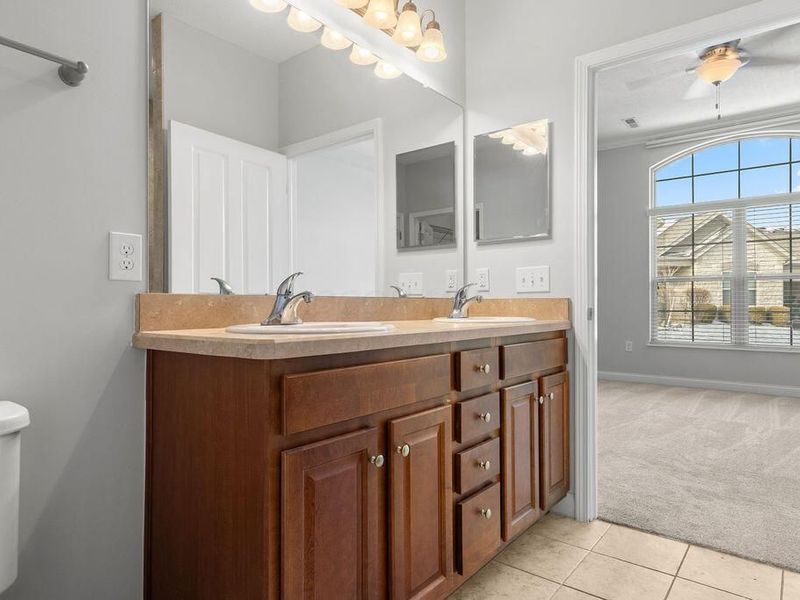 310 Stoneshire Loop, Pataskala, OH 43062 Photo 22