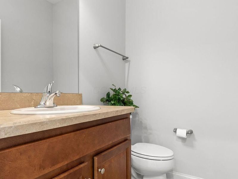 310 Stoneshire Loop, Pataskala, OH 43062 Photo 32