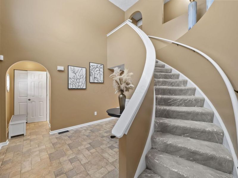 176 Knights Bridge Drive E, Pickerington, OH 43147 Photo 12