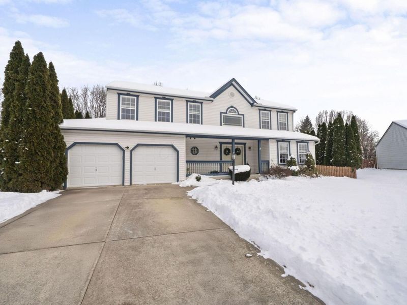 176 Knights Bridge Drive E, Pickerington, OH 43147 Photo 3