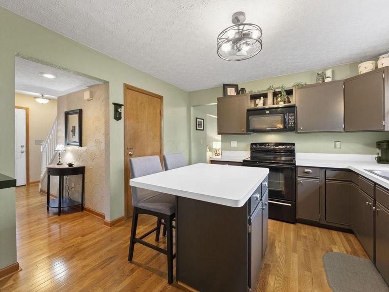 4294 Demorest Road, Grove City, OH 43123 Photo 9