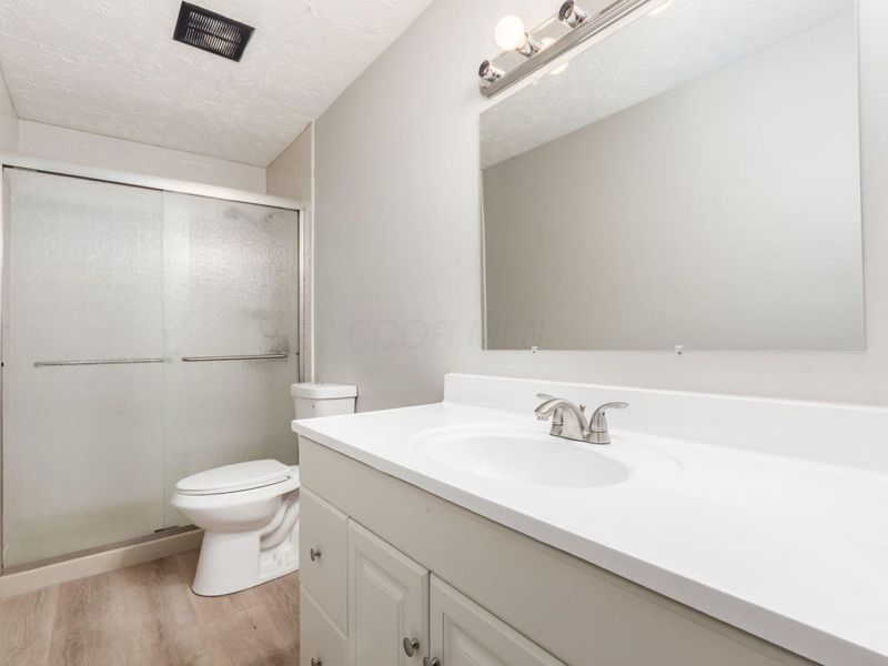 634 Dlyn Street, Columbus, OH 43228 Photo 23