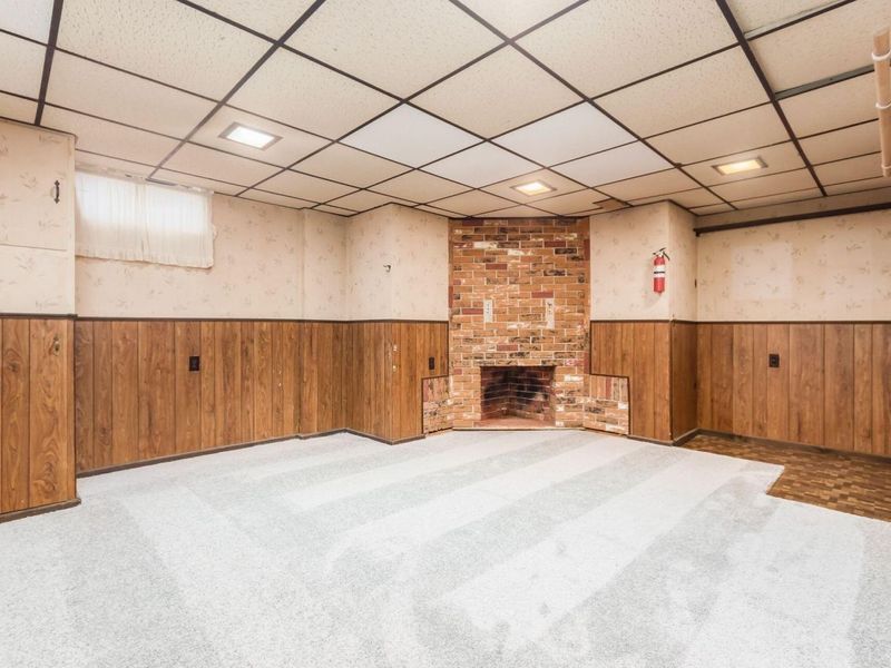 634 Dlyn Street, Columbus, OH 43228 Photo 24