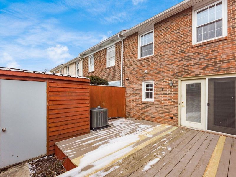 634 Dlyn Street, Columbus, OH 43228 Photo 33