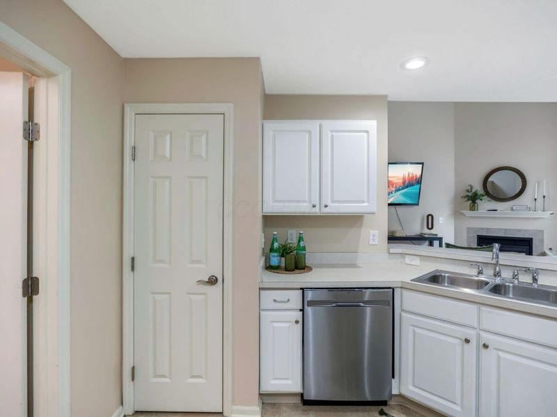 5127 Vinings Boulevard, Dublin, OH 43016 Photo 15