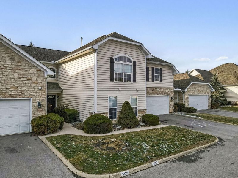 5127 Vinings Boulevard, Dublin, OH 43016 Photo 2