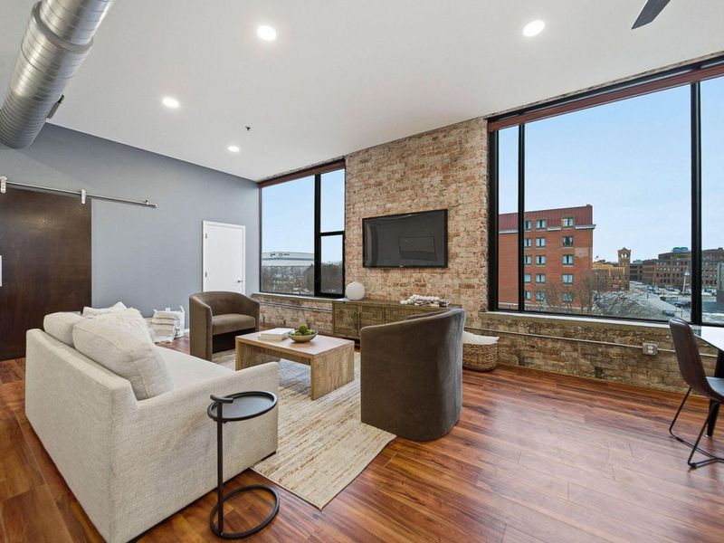 78 E Chestnut Street, Unit 404, Columbus, OH 43215 Photo 19