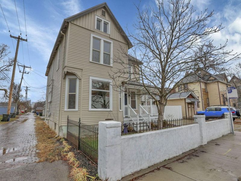 155 S Ohio Avenue, Columbus, OH 43205 Photo 3