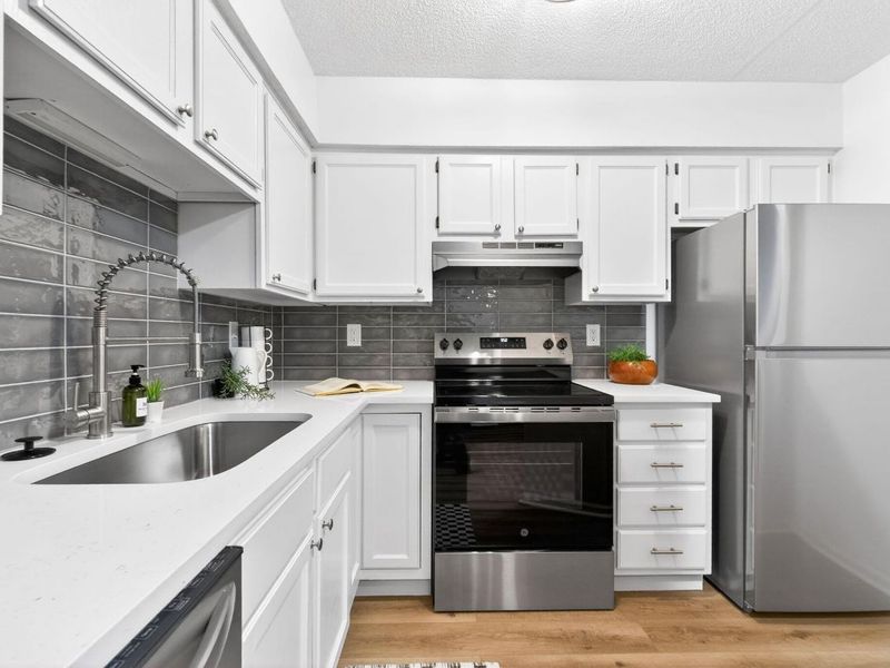 7150 E Main Street, Unit B105, Reynoldsburg, OH 43068 Photo 5