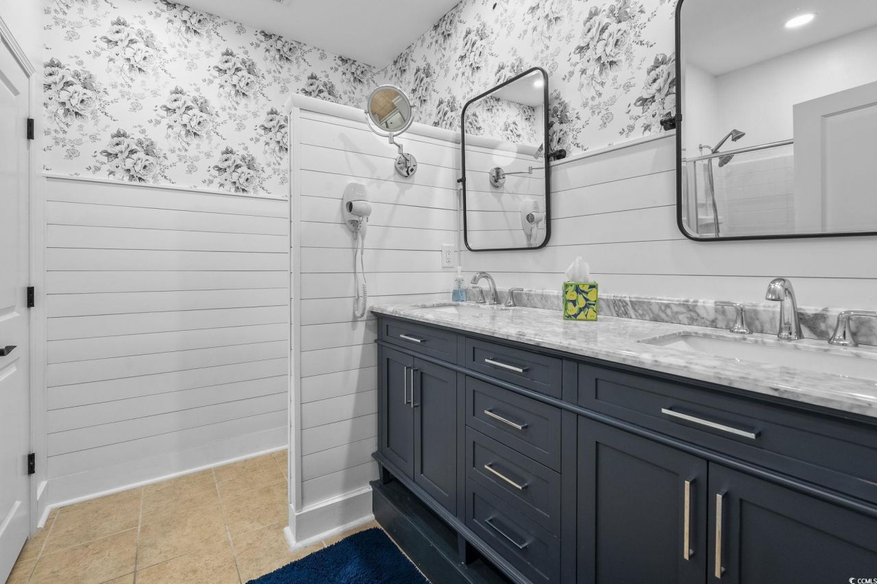 100 Parmelee Dr. Photo 25