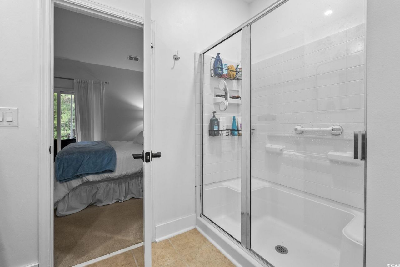 100 Parmelee Dr. Photo 26