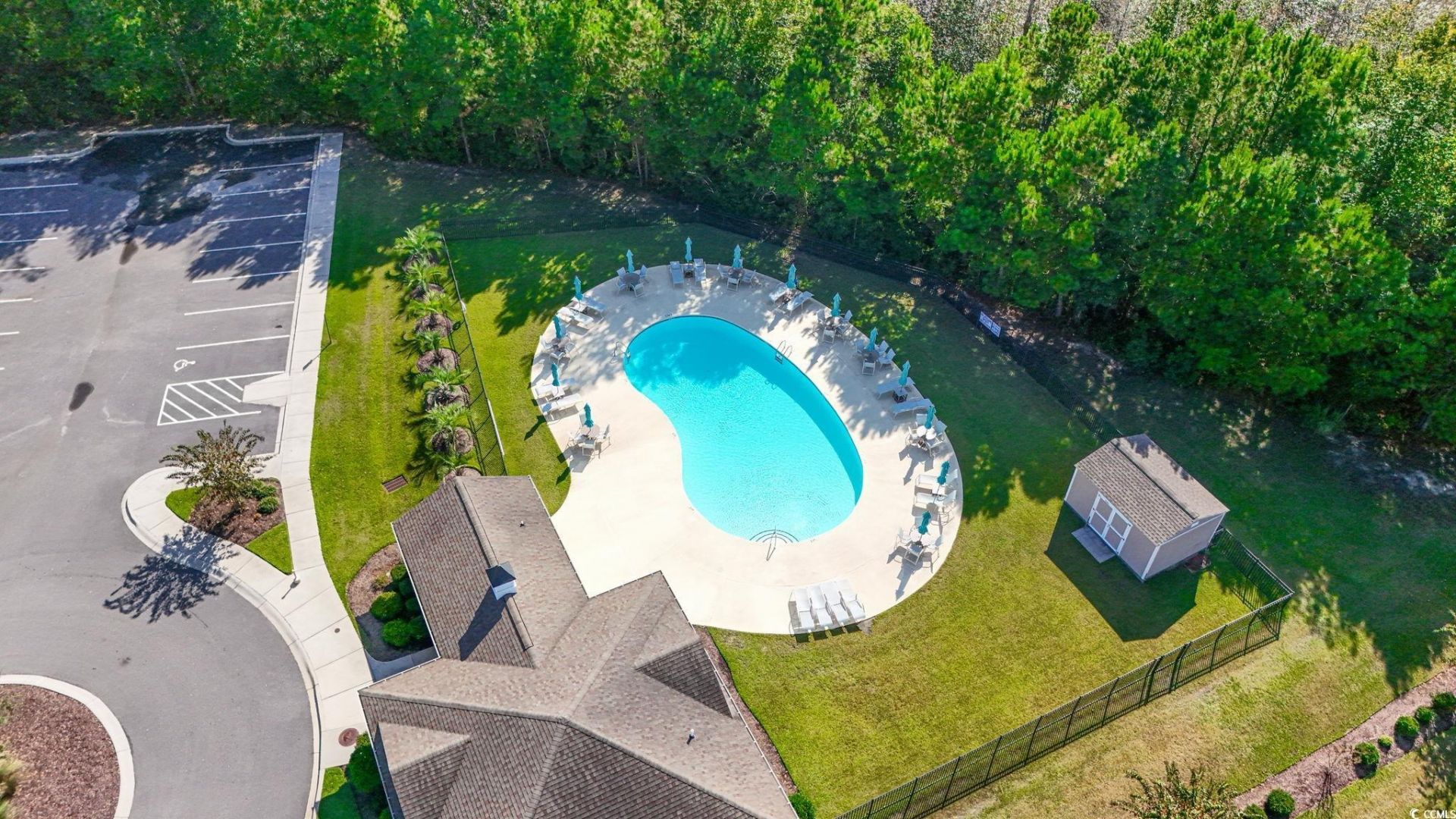 100 Parmelee Dr. Photo 35