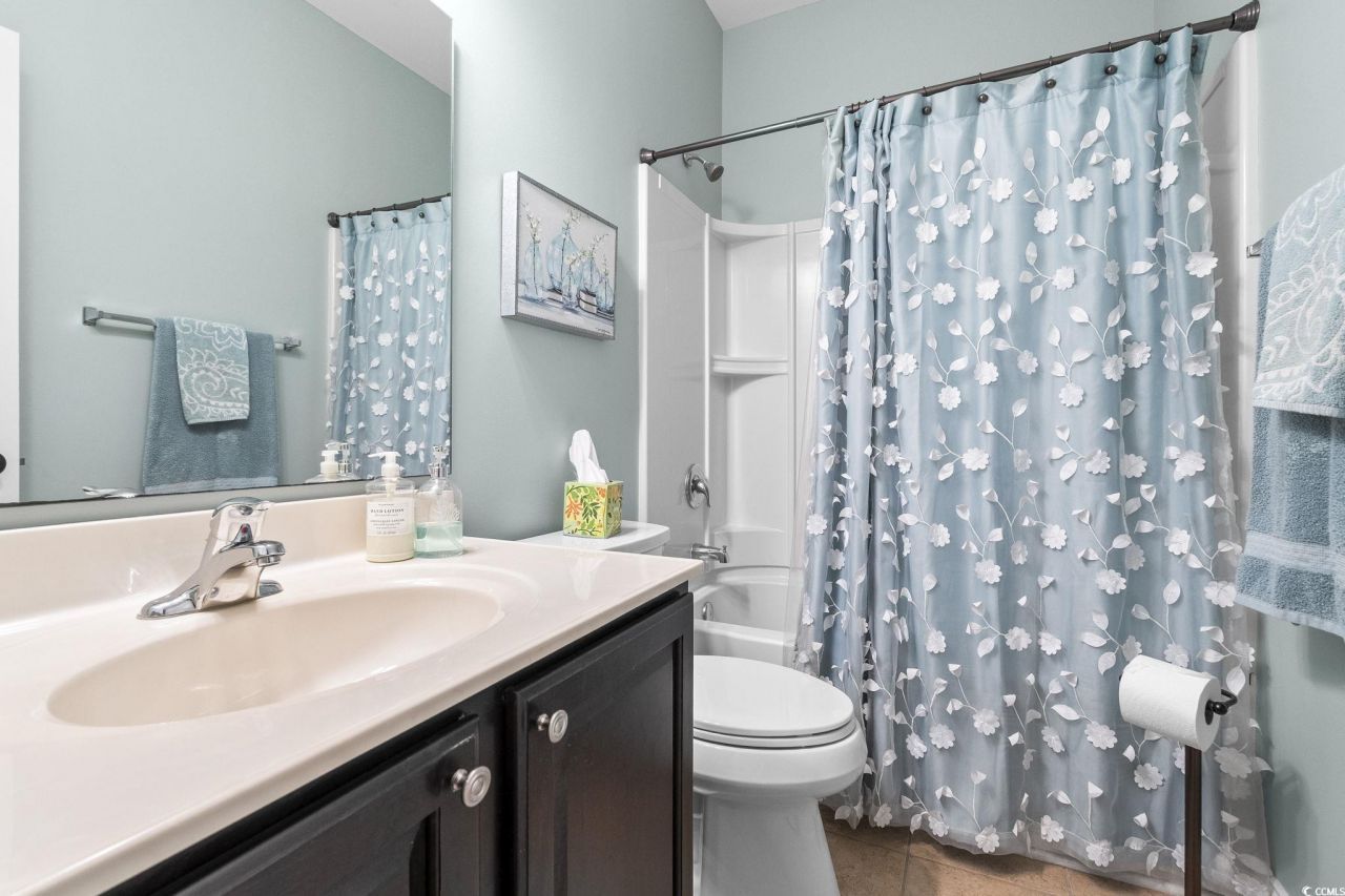 100 Parmelee Dr. Photo 6