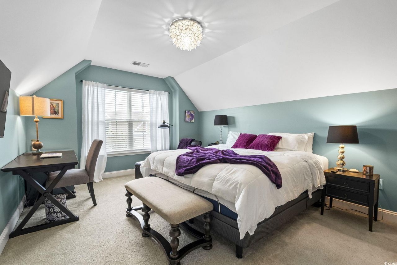 100 Parmelee Dr. Photo 8