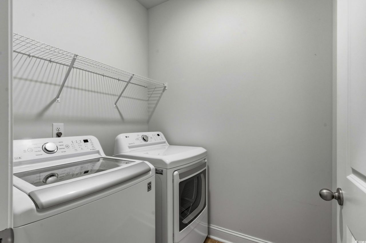 3083 Gillham Loop Photo 32