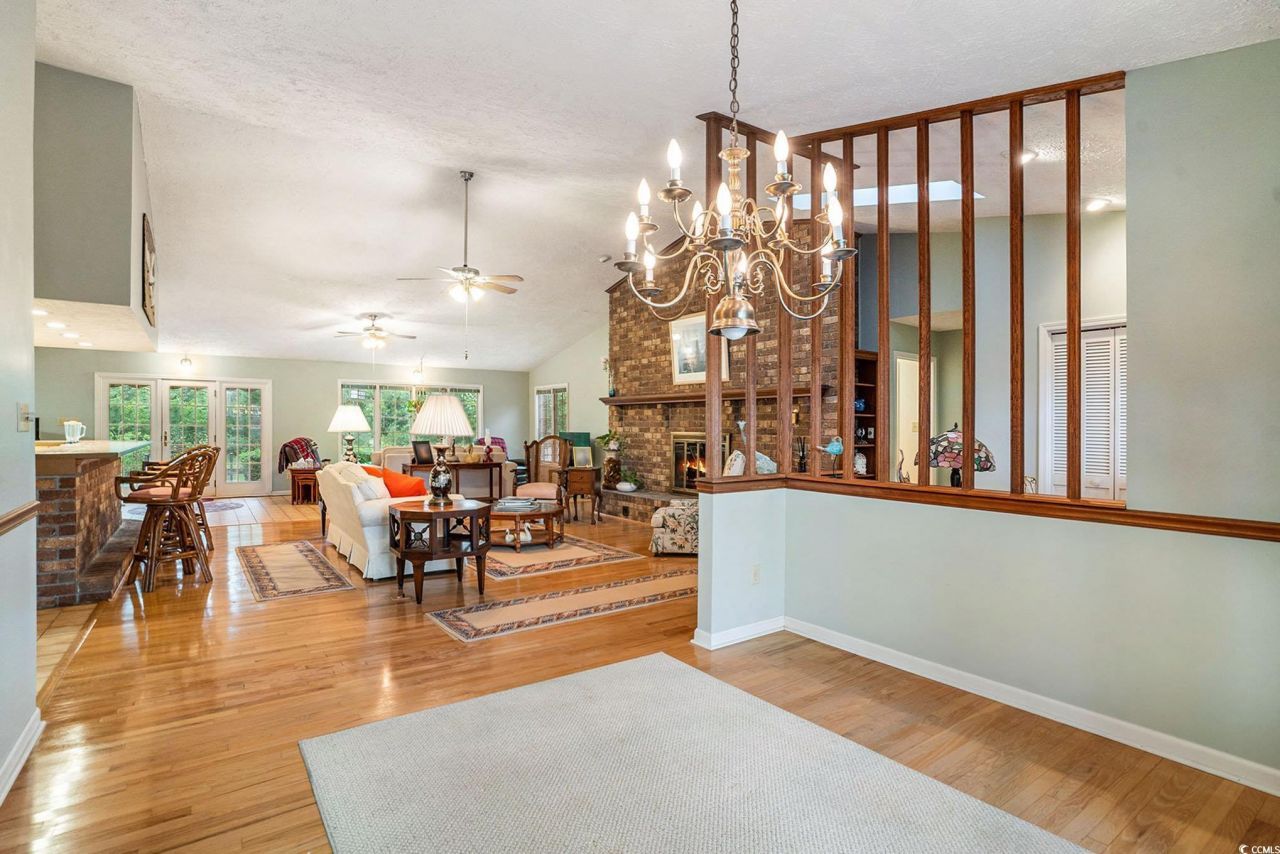 1422 Crooked Pine Dr. Photo 11