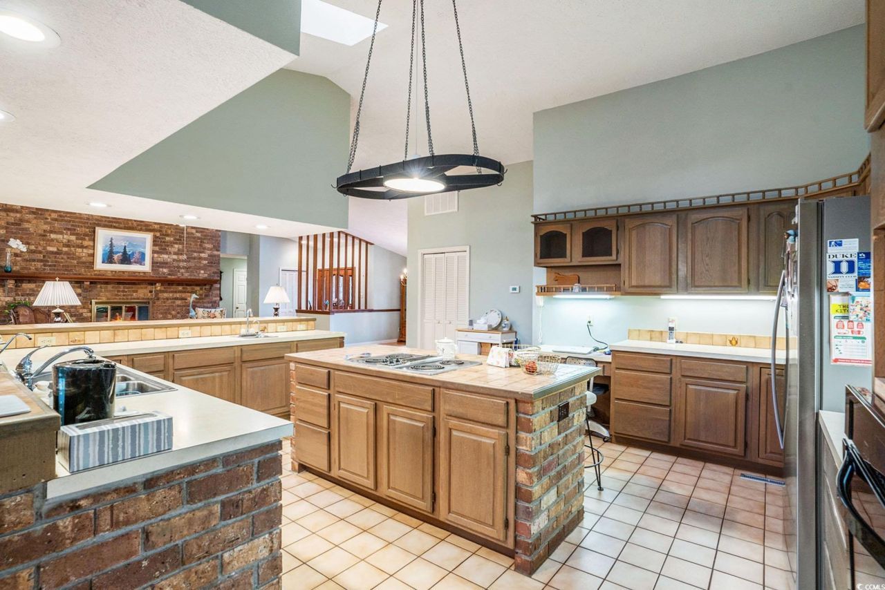 1422 Crooked Pine Dr. Photo 14