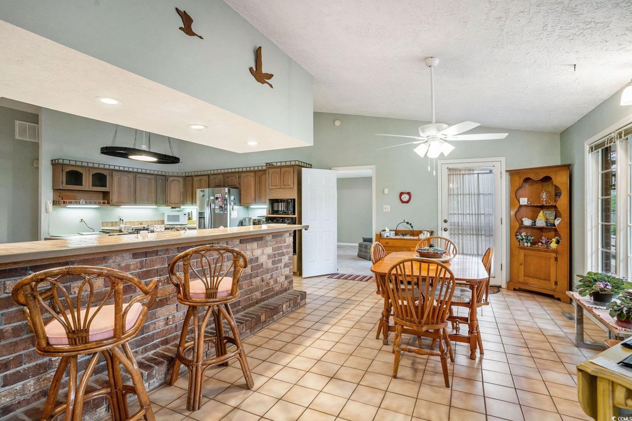 1422 Crooked Pine Dr. Photo 15