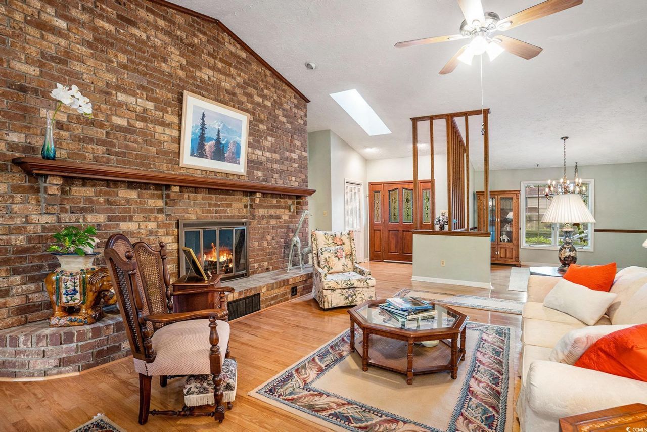 1422 Crooked Pine Dr. Photo 9