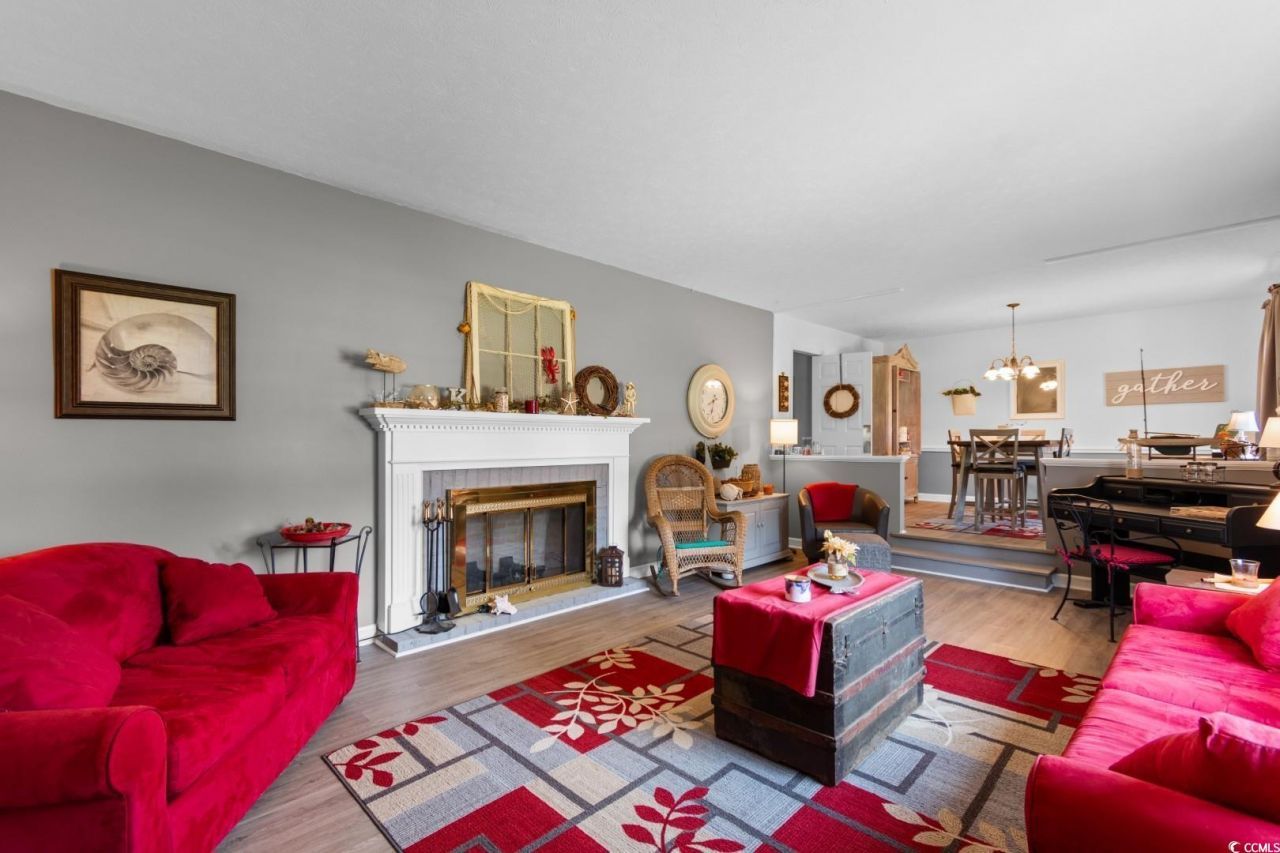 207 Green Lake Dr. Photo 11