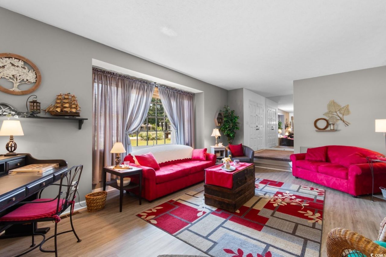 207 Green Lake Dr. Photo 13