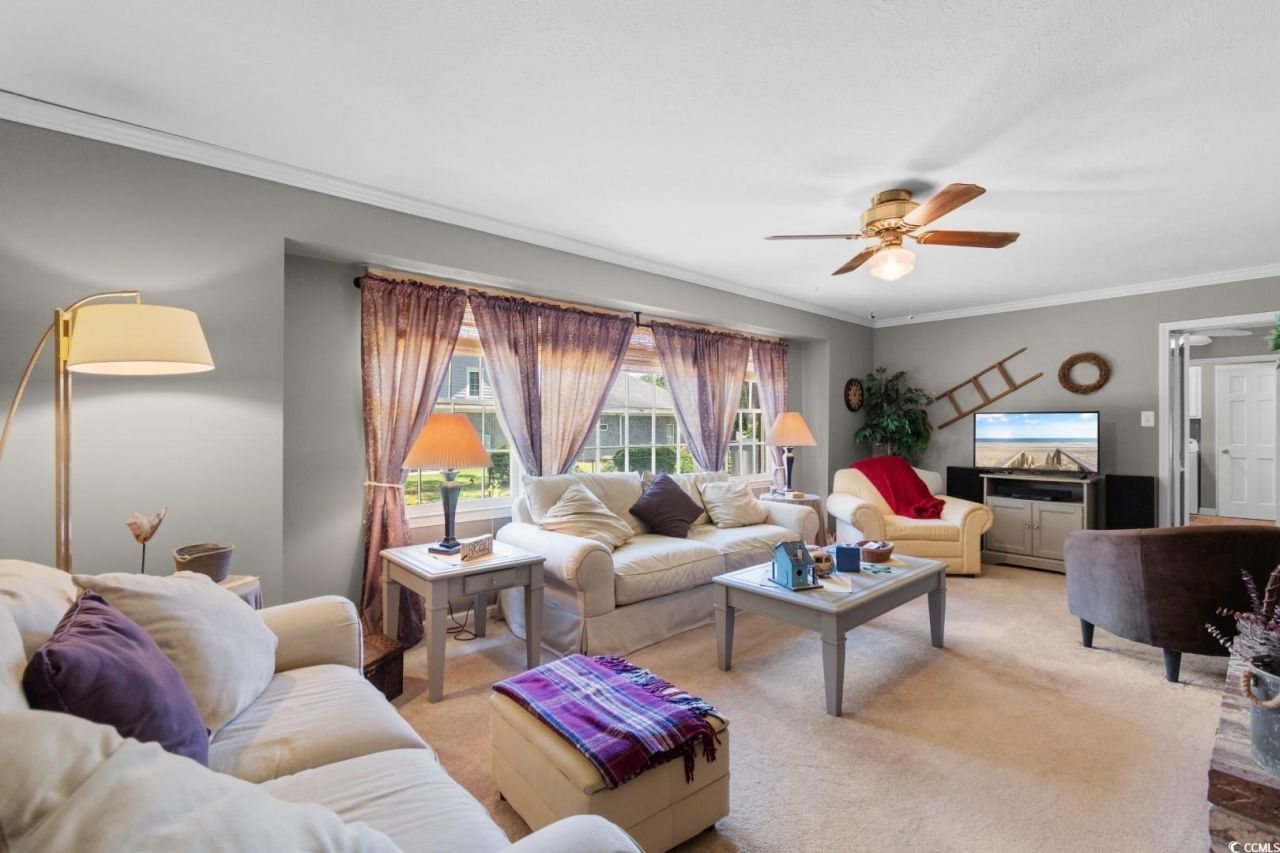 207 Green Lake Dr. Photo 14