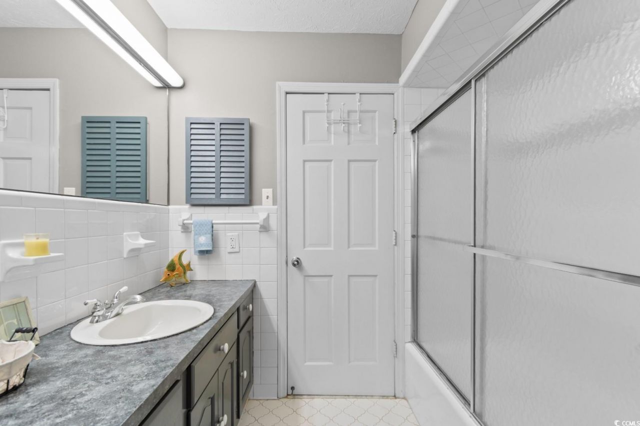 207 Green Lake Dr. Photo 19