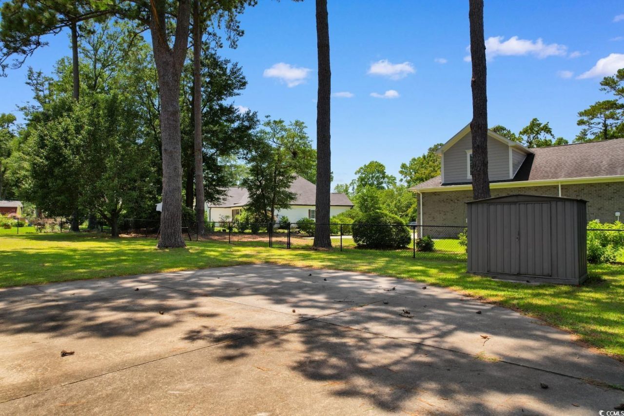 207 Green Lake Dr. Photo 29