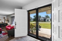 207 Green Lake Dr. photo 4