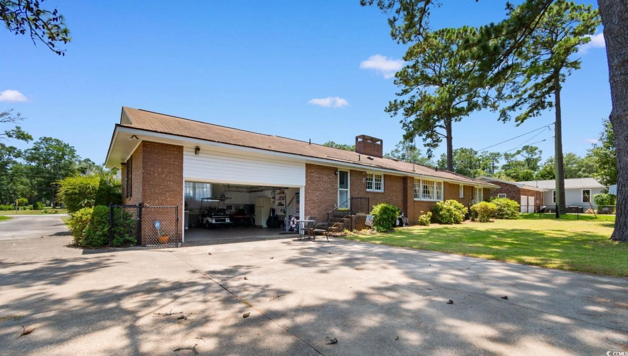 207 Green Lake Dr. Photo 34