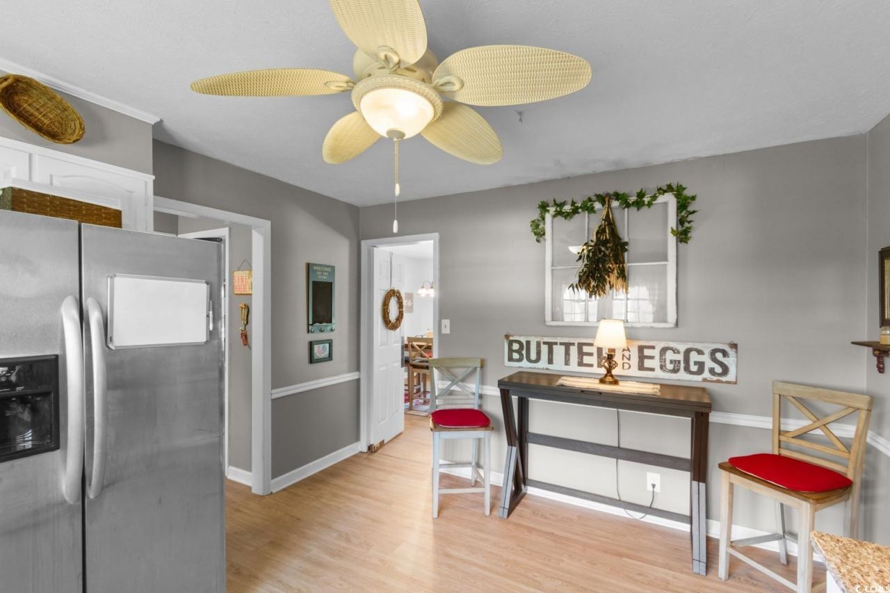 207 Green Lake Dr. Photo 8