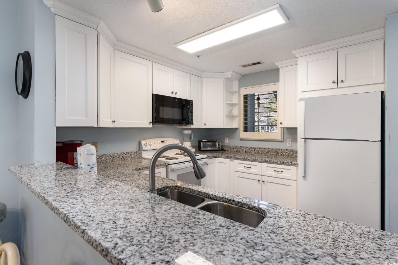 1221 Tidewater Dr. Photo 8