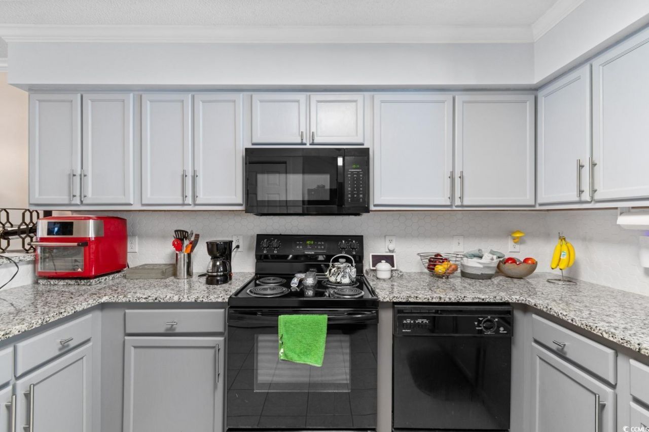 3904 Tybre Downs Circle Photo 6