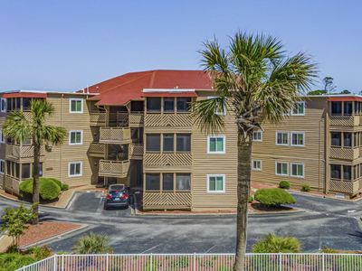 609 Hillside Dr. S, Unit D-17, North Myrtle Beach, SC 29582