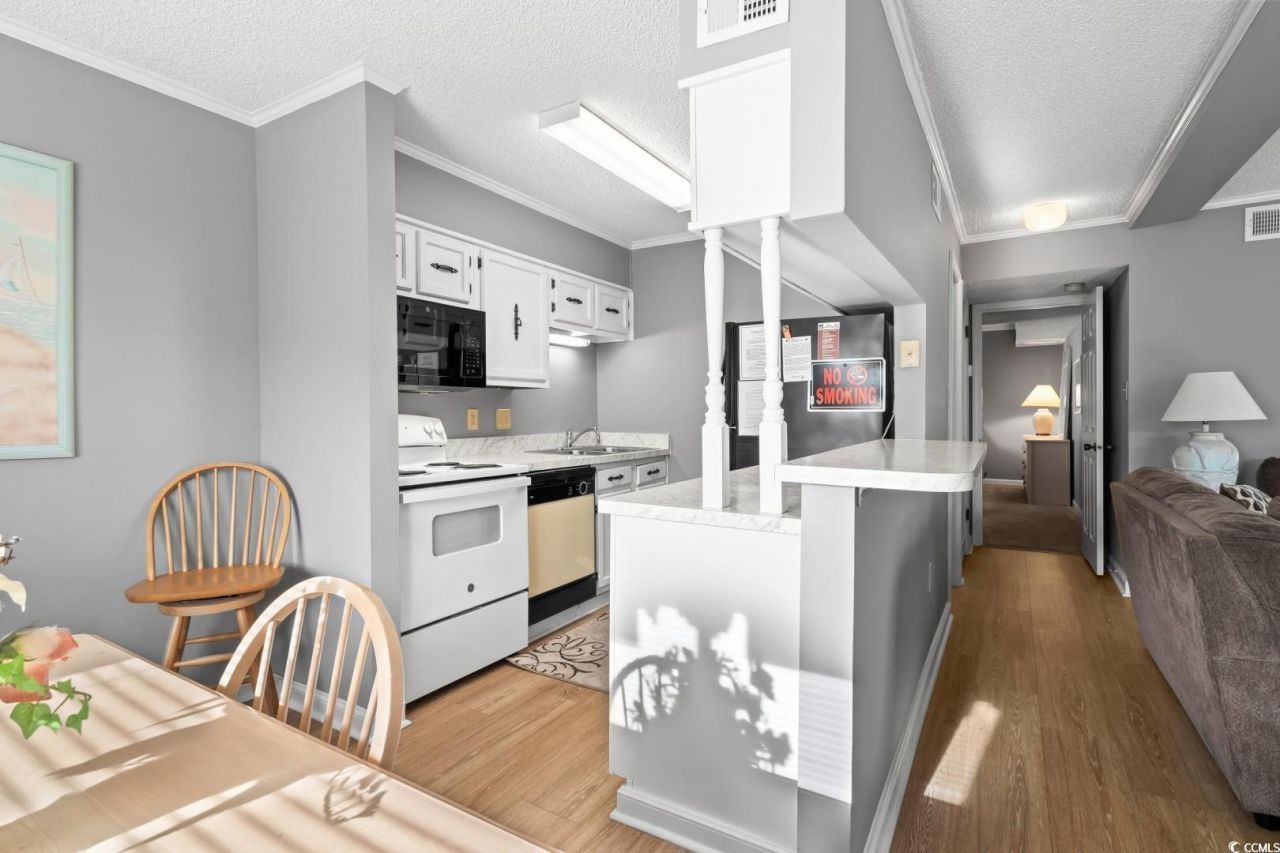 609 Hillside Dr. S Photo 11