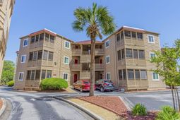 609 Hillside Dr. S photo 4