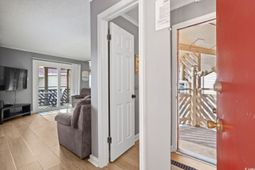 609 Hillside Dr. S photo 4