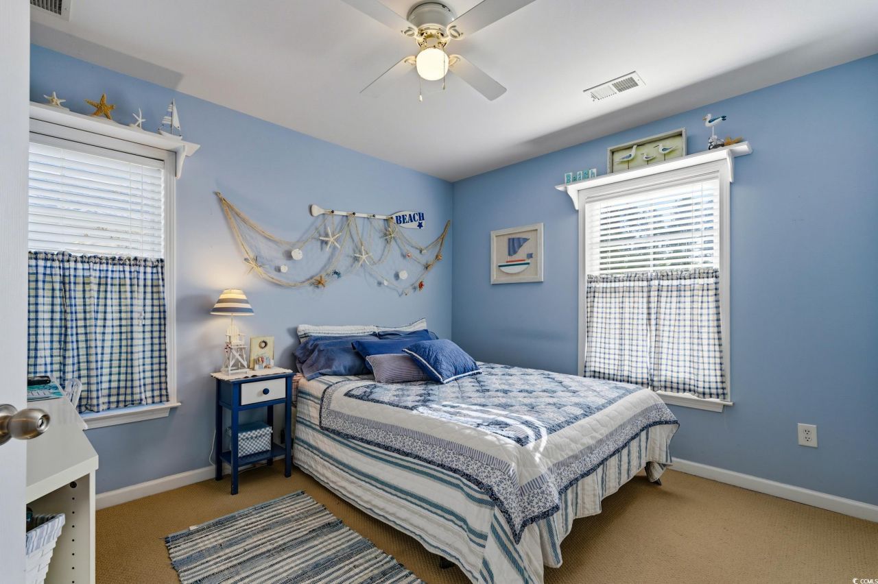 352 Highfield Loop Photo 16