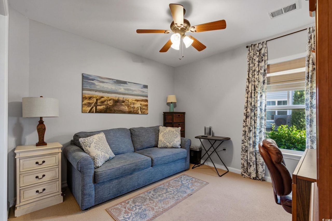 352 Highfield Loop Photo 18