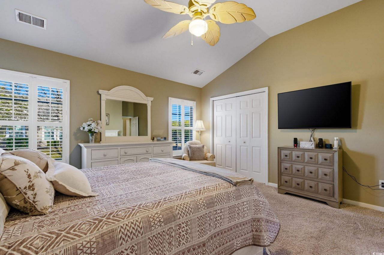 352 Highfield Loop Photo 20