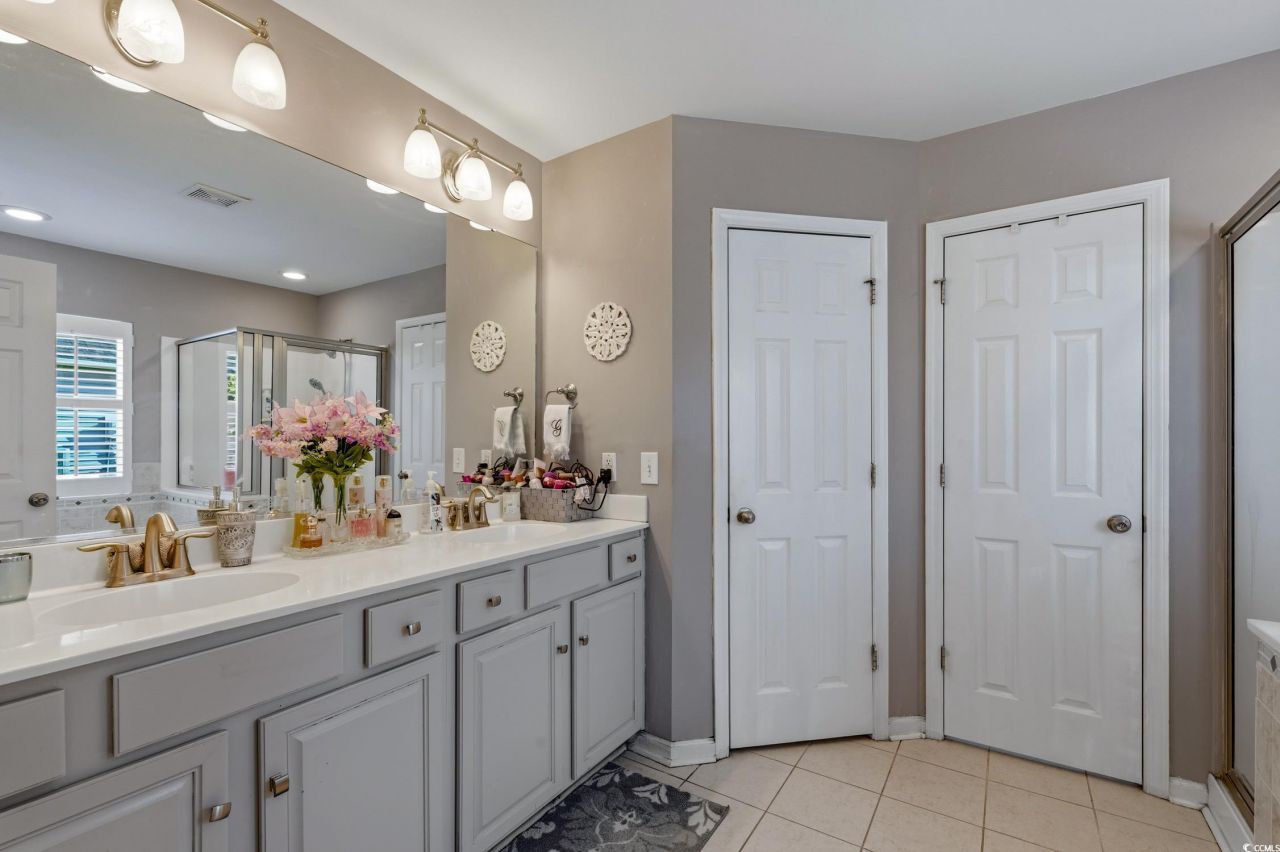 352 Highfield Loop Photo 21