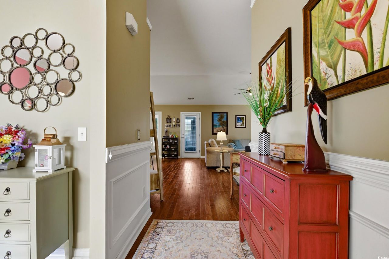 352 Highfield Loop Photo 3