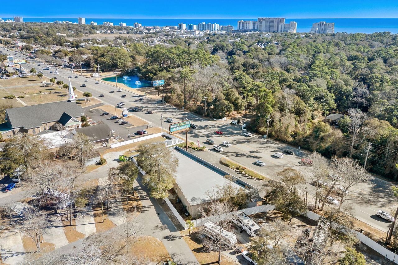 10589 N Kings Highway Photo 10