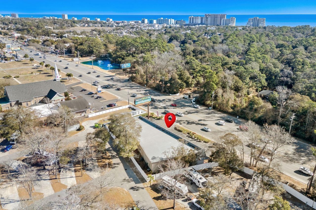 10589 N Kings Highway Photo 9