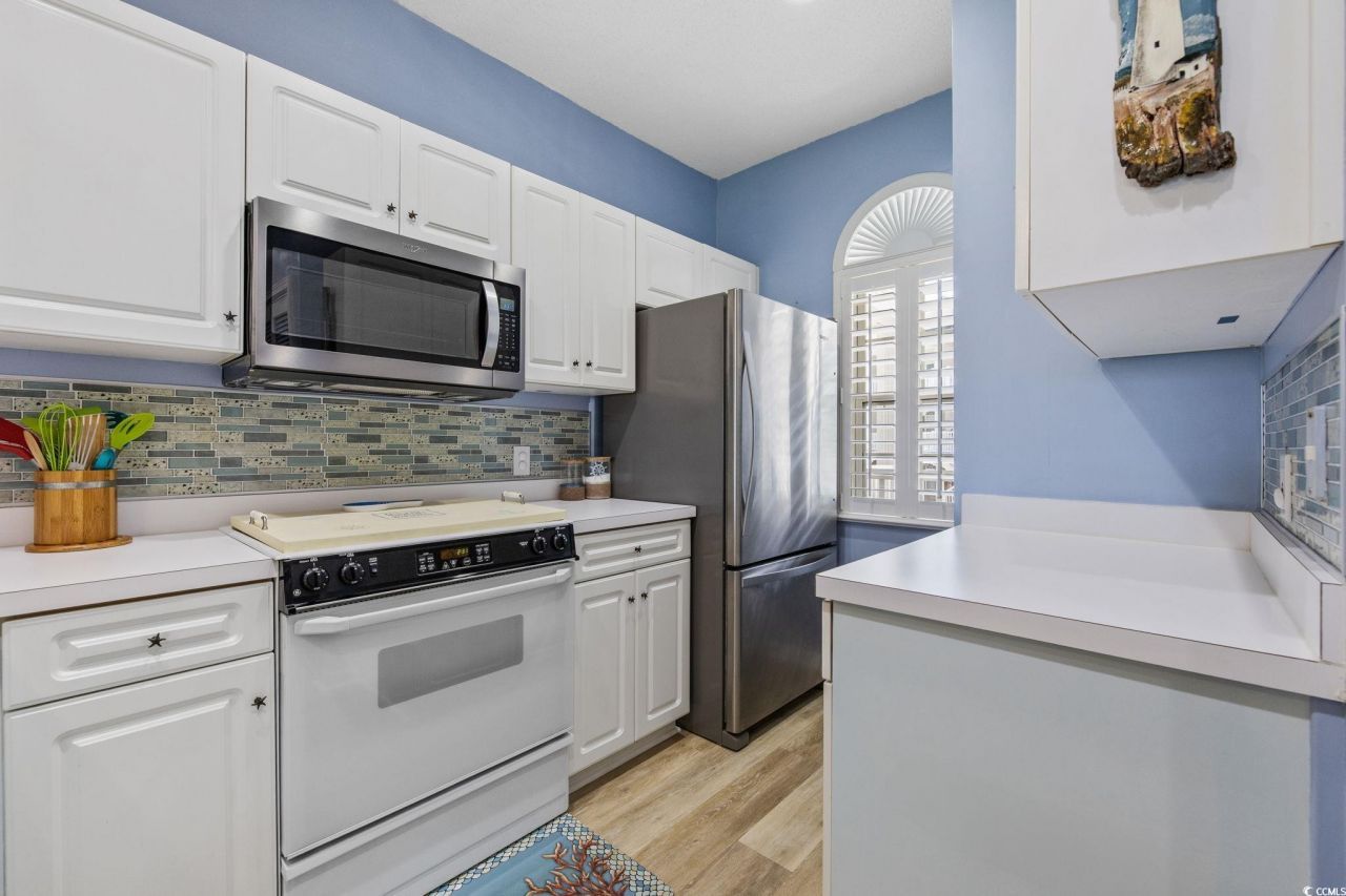 4430 Turtle Ln. Photo 10