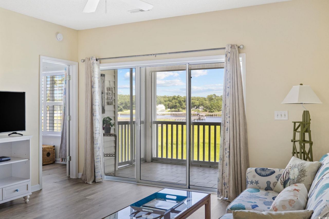 4430 Turtle Ln. Photo 18