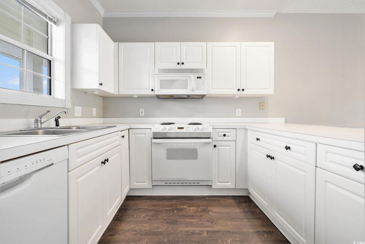 4271 Hibiscus Dr. Photo 16