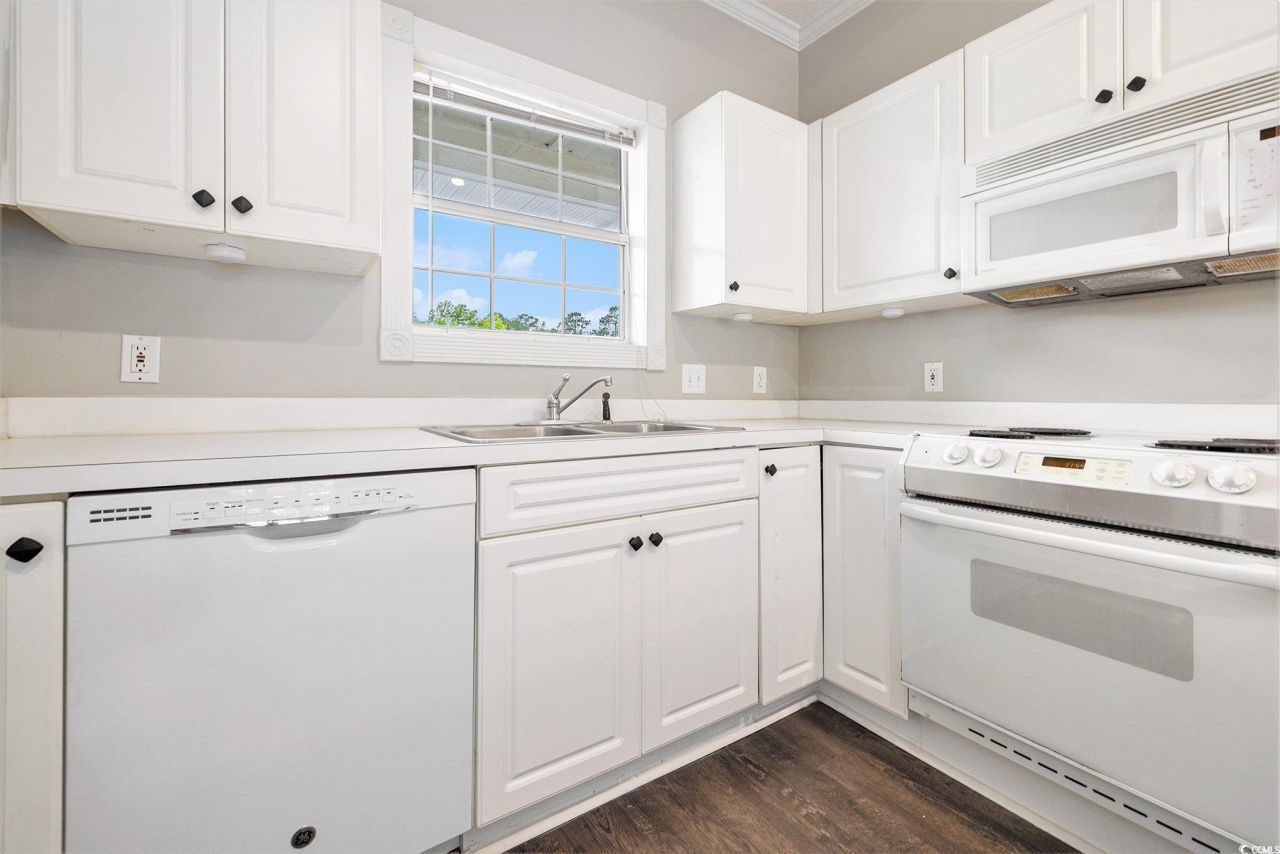 4271 Hibiscus Dr. Photo 17