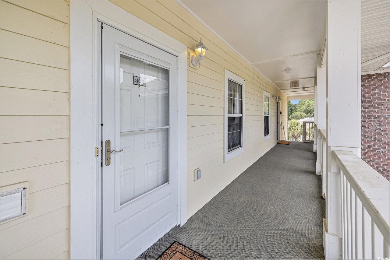 4271 Hibiscus Dr. Photo 5